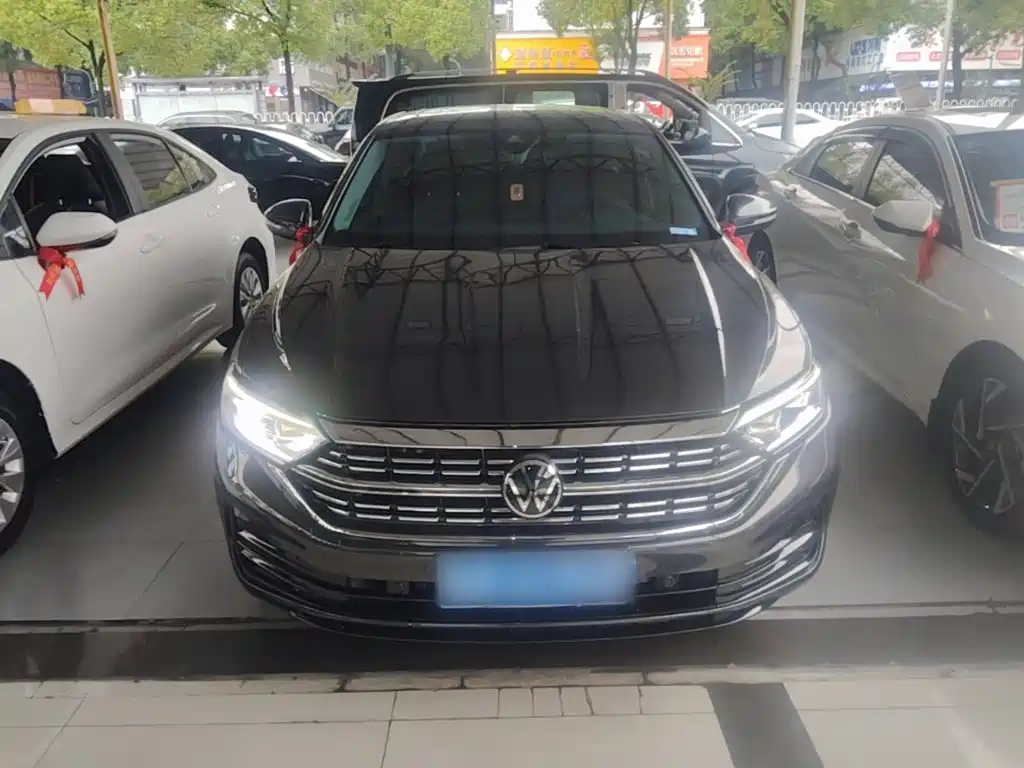 Volkswagen Sagitar — миниатюра 3