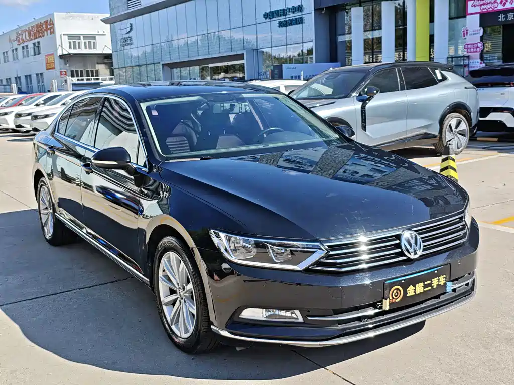 Volkswagen Magotan — миниатюра 4
