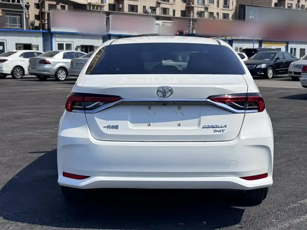 Toyota Corolla — миниатюра 8