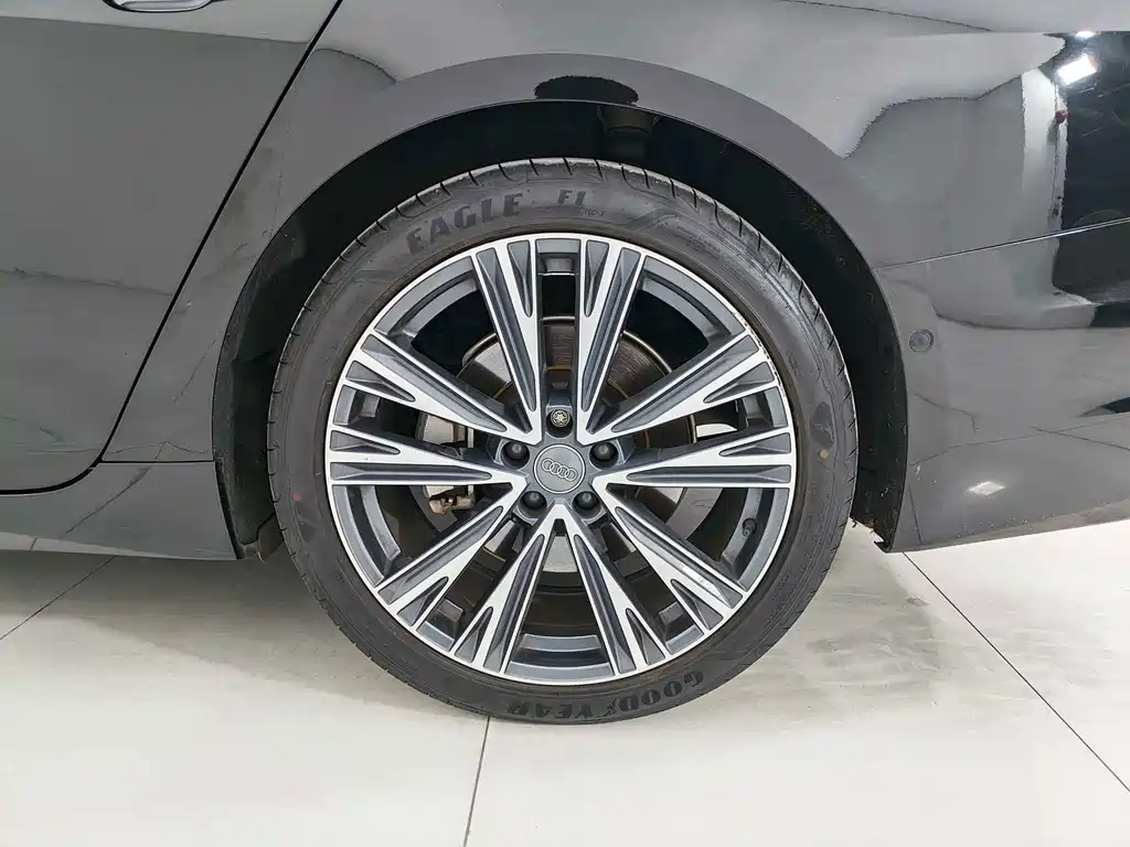 Audi A6L — миниатюра 16