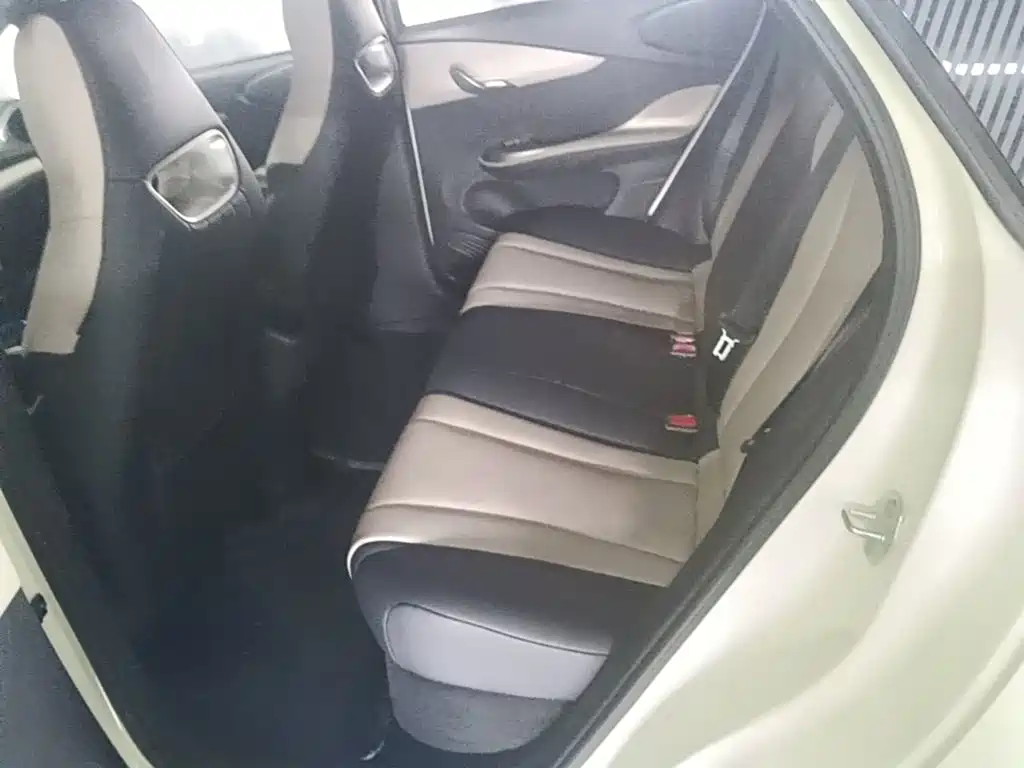 BYD Dolphin — миниатюра 17
