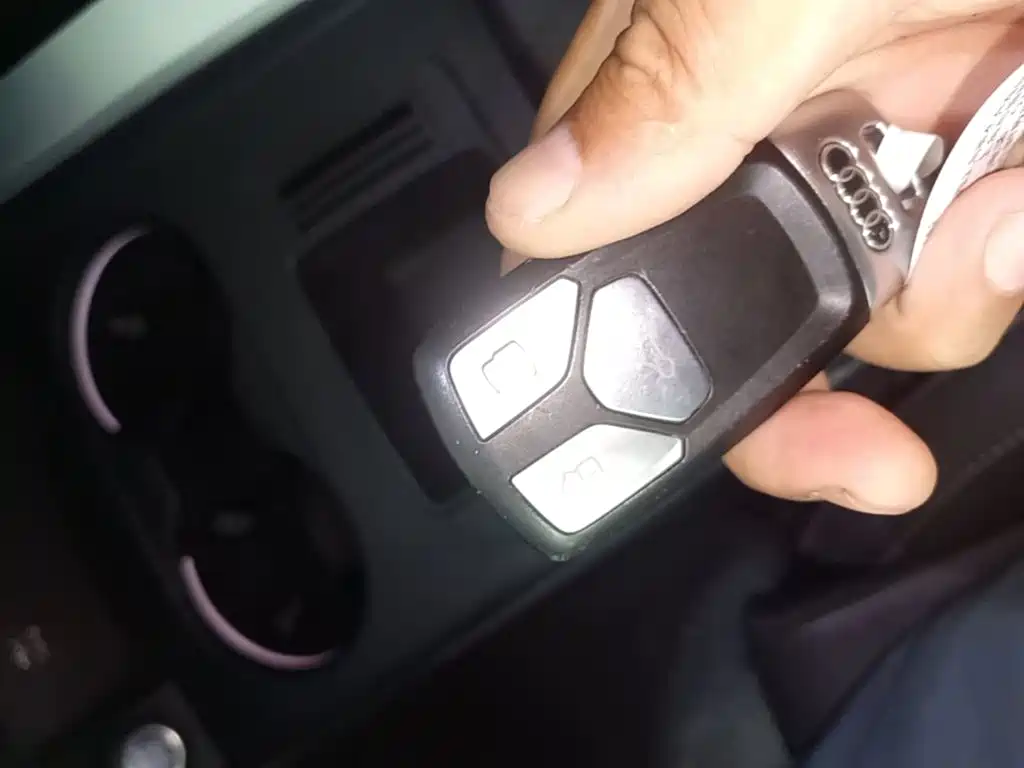 Audi A4L — миниатюра 9