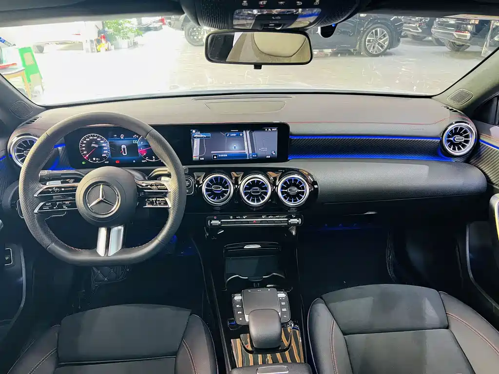 Mercedes-Benz A-Class — миниатюра 12