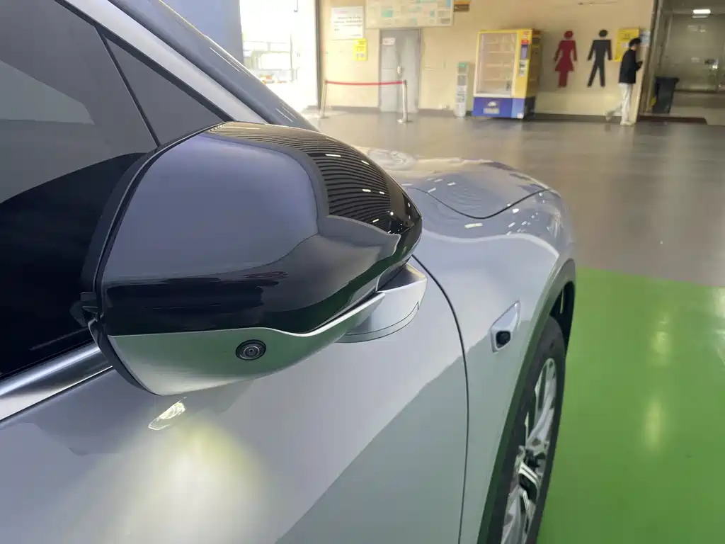 NIO EC6 — миниатюра 13