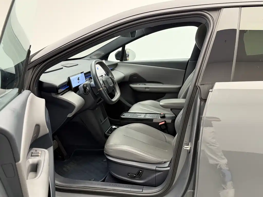 Lynk & Co Z20 — миниатюра 11