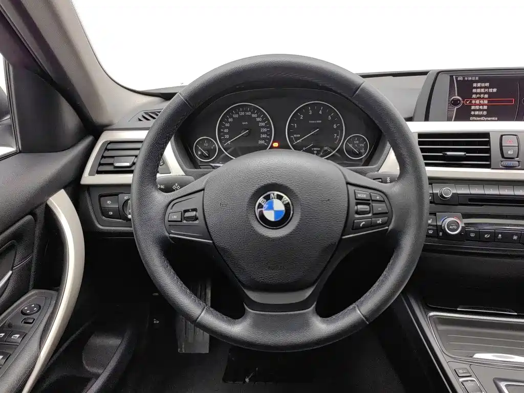 BMW 3 Series — миниатюра 11