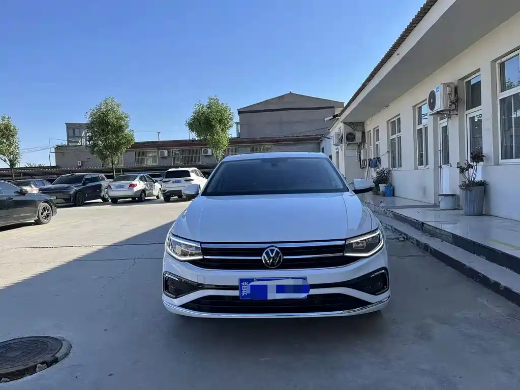 Volkswagen Bora — миниатюра 2