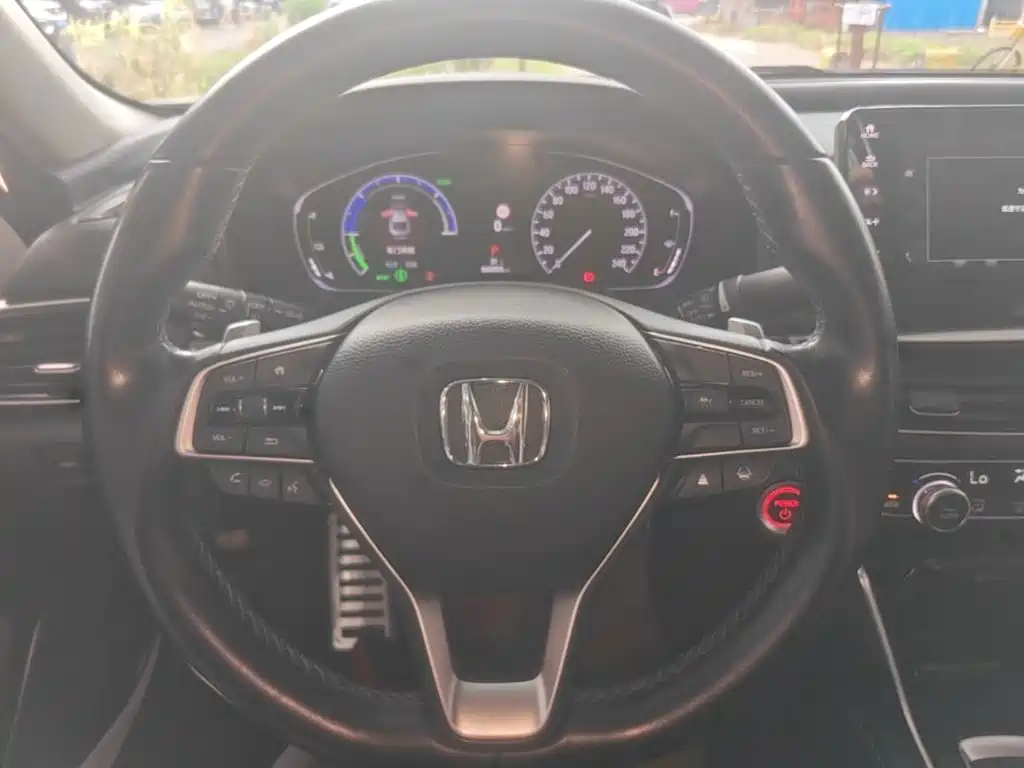 Honda Accord — миниатюра 11