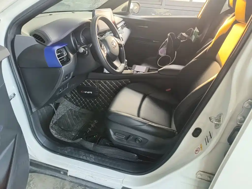 Toyota C-HR — миниатюра 15