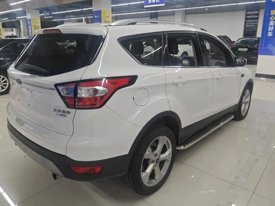Ford Kuga — миниатюра 3