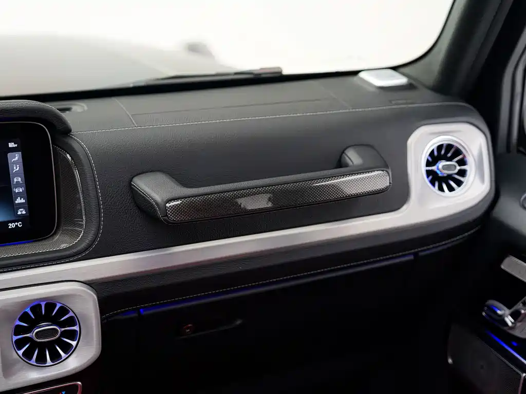 Mercedes-Benz G-Class — миниатюра 14
