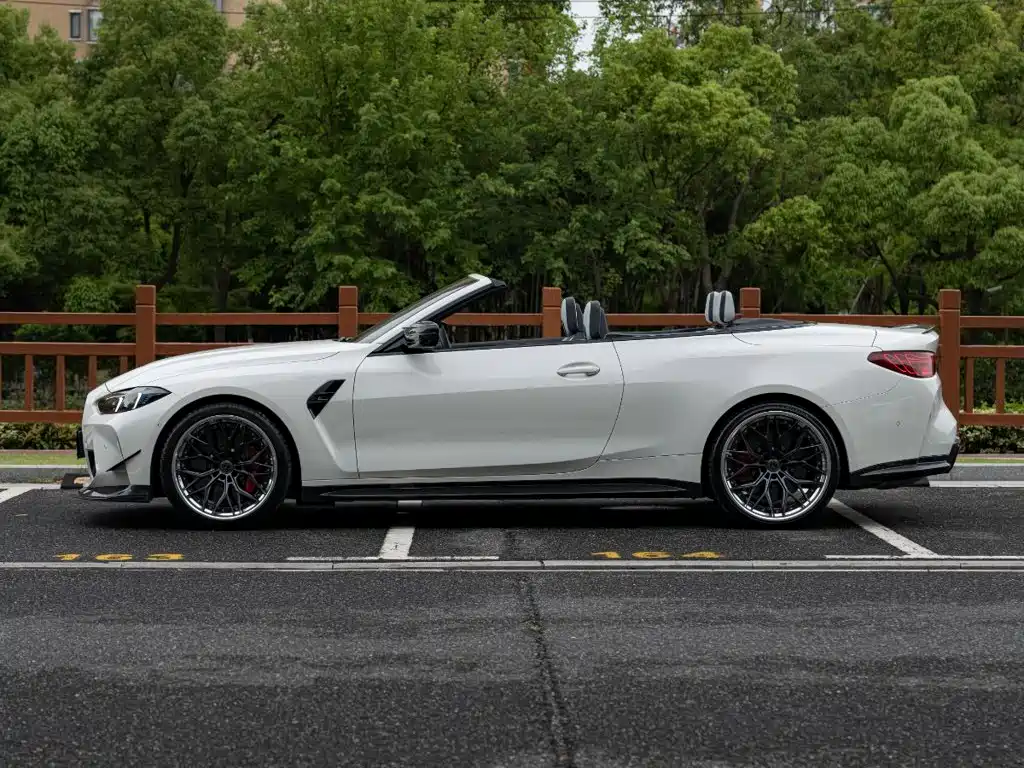 BMW M4 — миниатюра 7