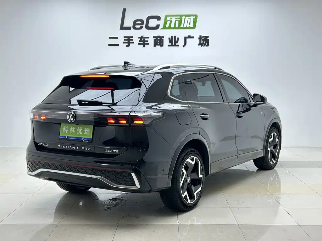 Volkswagen Tiguan L — миниатюра 7