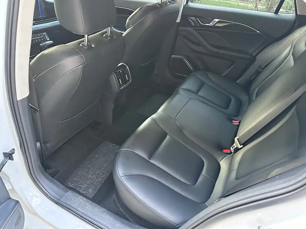 Bestune B70 — миниатюра 7