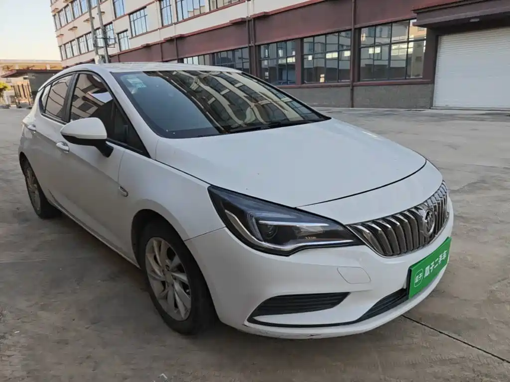 Buick Verano — миниатюра 4