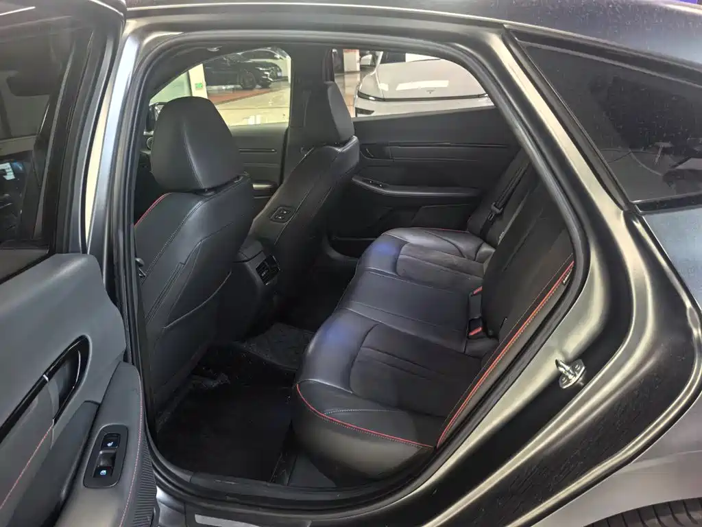 Hyundai Sonata — миниатюра 7