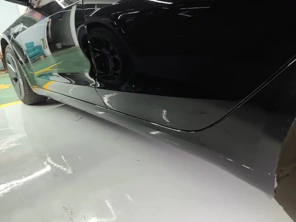 Tesla Model 3 — миниатюра 22