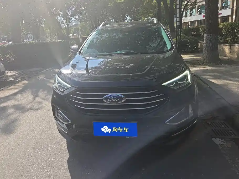Ford Edge — миниатюра 2