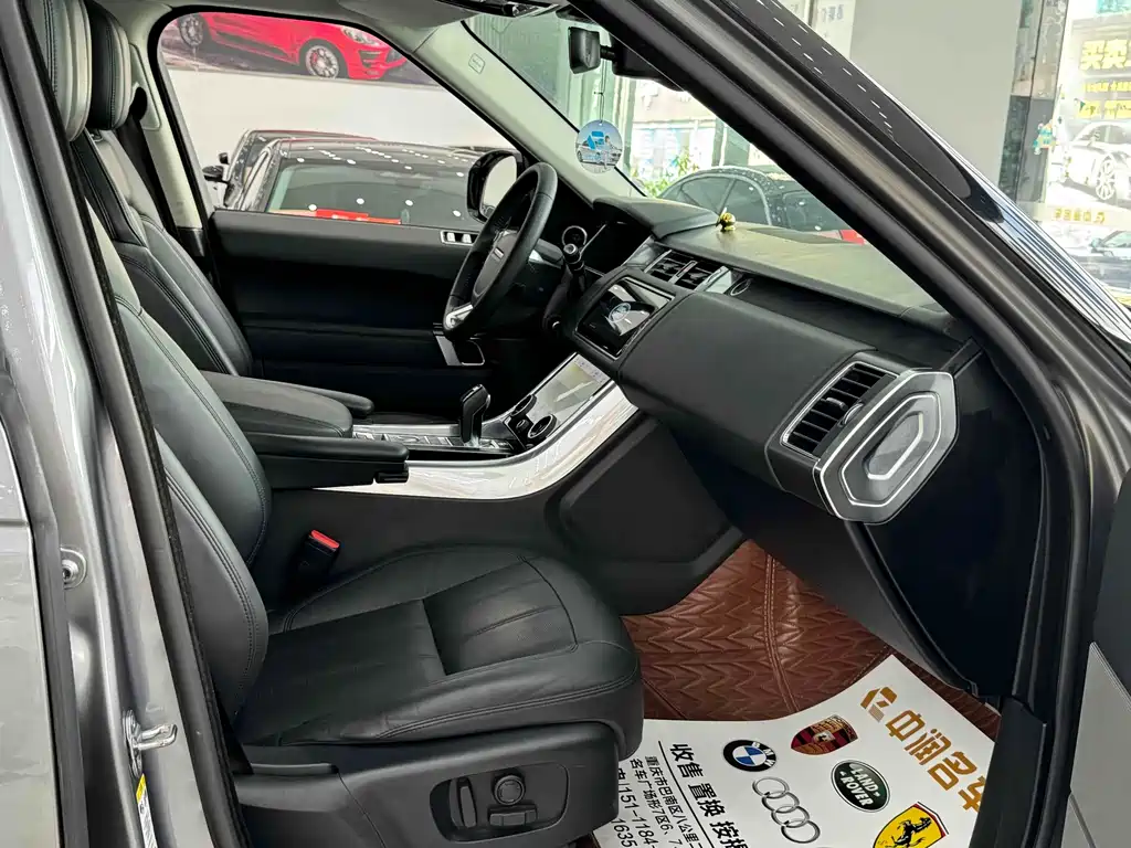 Land Rover Range Rover Sport 2020 3.0 L6 SE