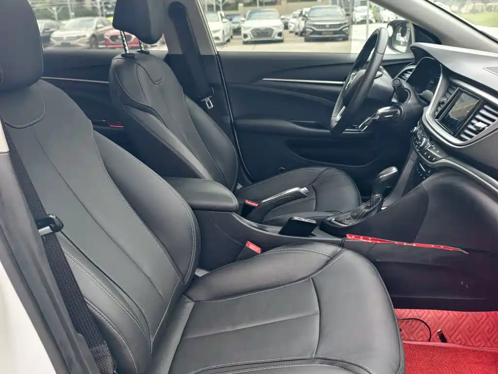 Buick Excelle — миниатюра 8