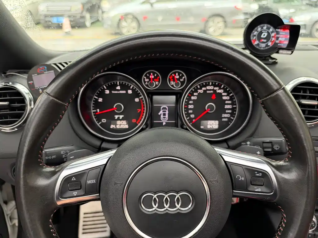 Audi TT — миниатюра 7