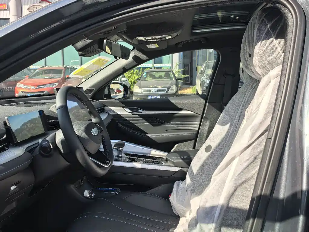 GEELY AUTOMOBILE XINGRUI