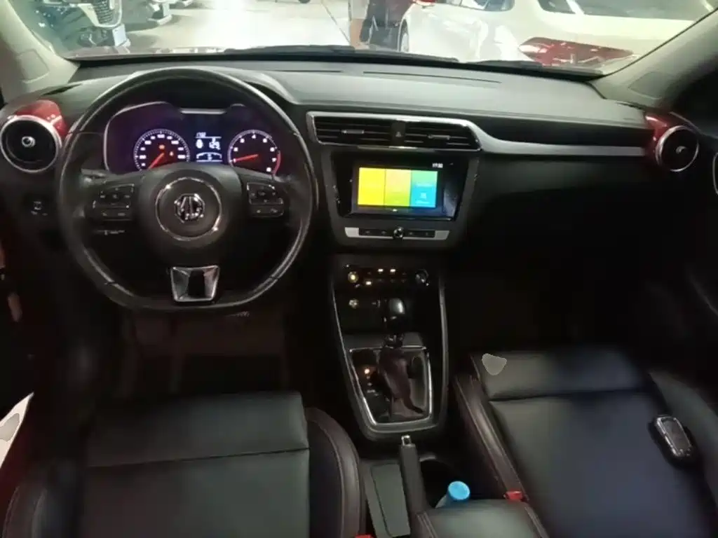 MG ZS — миниатюра 10
