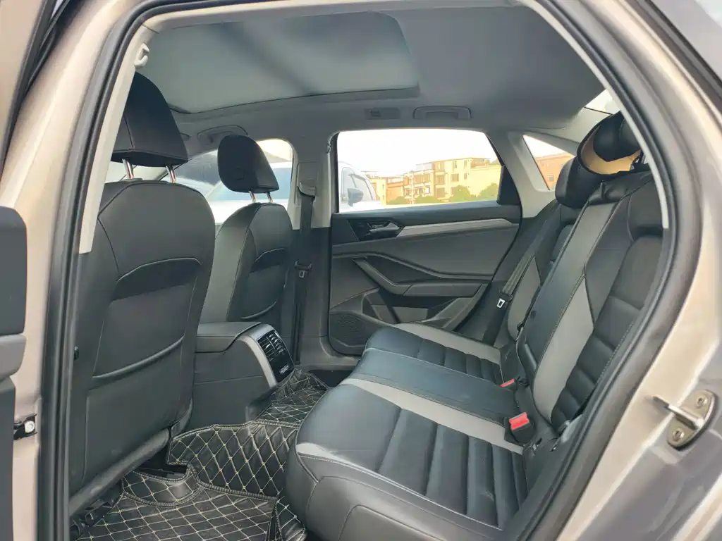 Volkswagen Sagitar — миниатюра 13