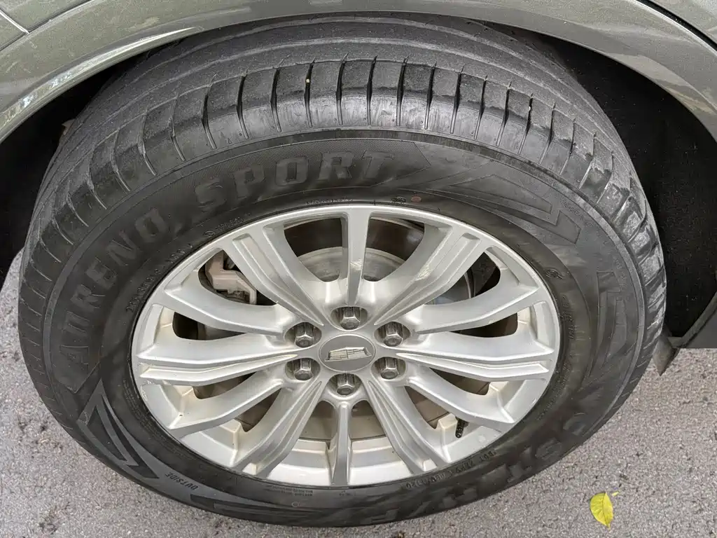 Cadillac XT5 — миниатюра 8