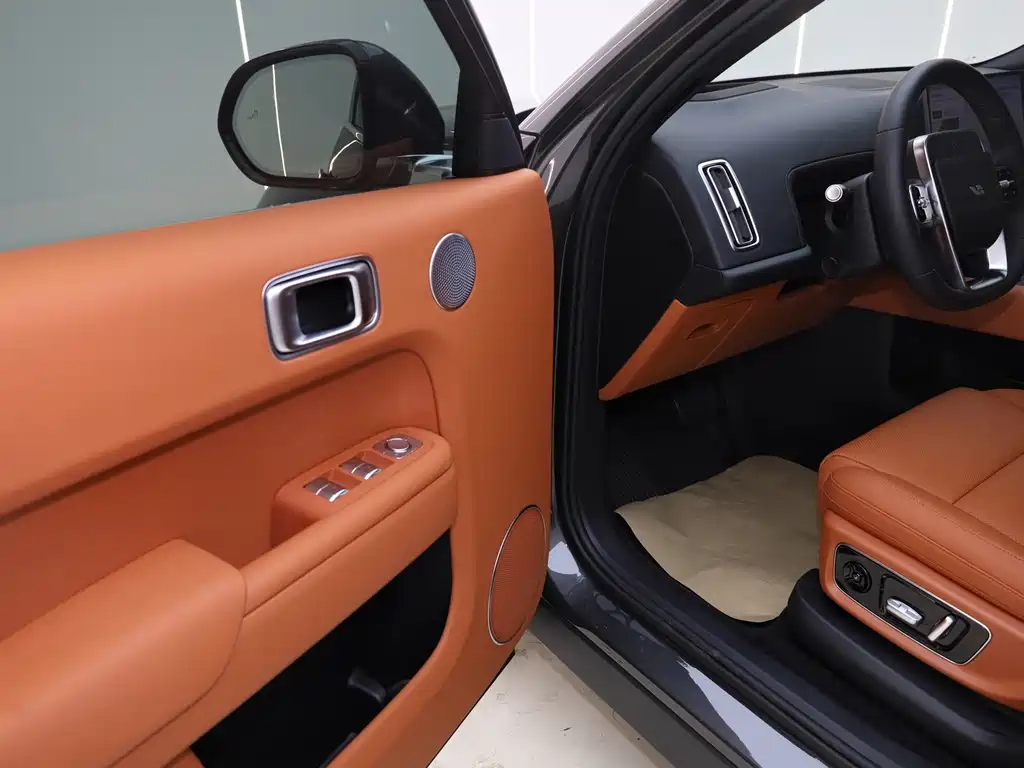 Li Auto Li L8 — миниатюра 12