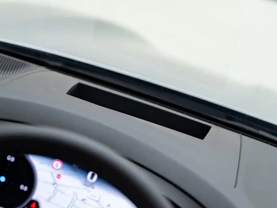Porsche Cayenne — миниатюра 21