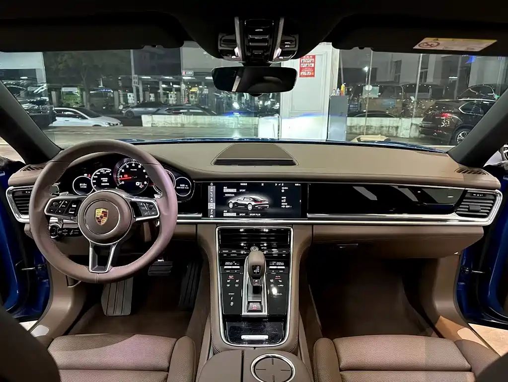 Porsche Panamera — миниатюра 6