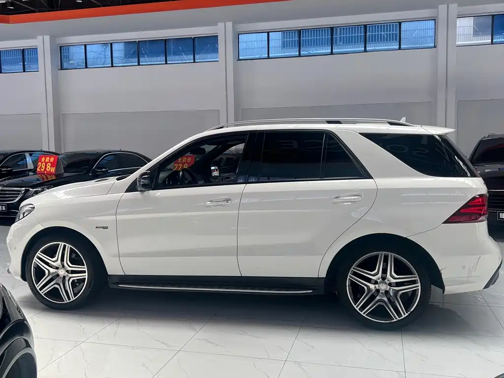Mercedes-Benz GLE AMG — миниатюра 5