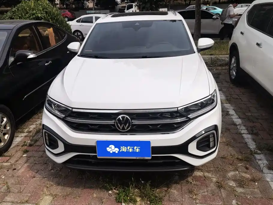 Volkswagen T-Roc — миниатюра 2