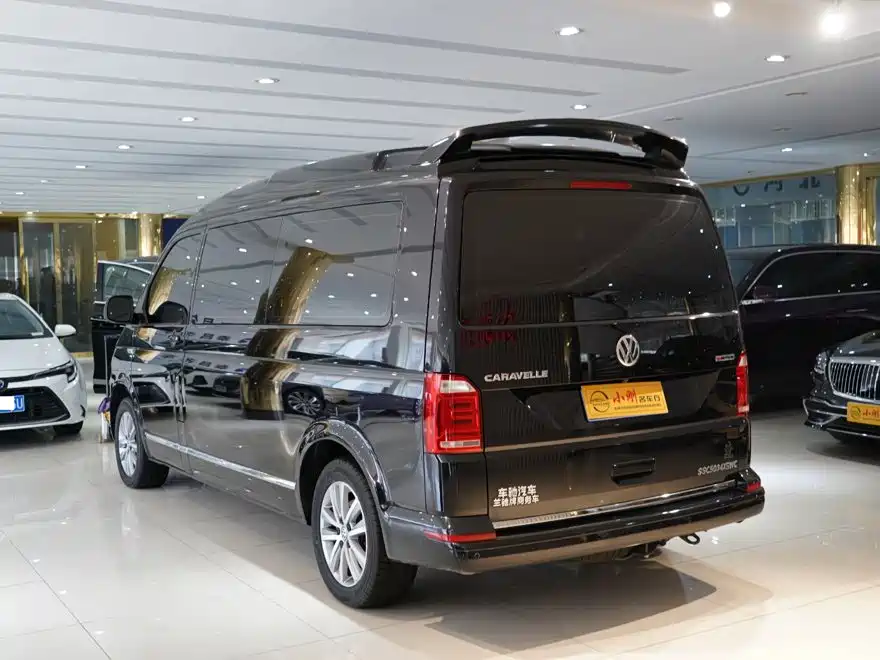 Volkswagen Caravelle — миниатюра 22
