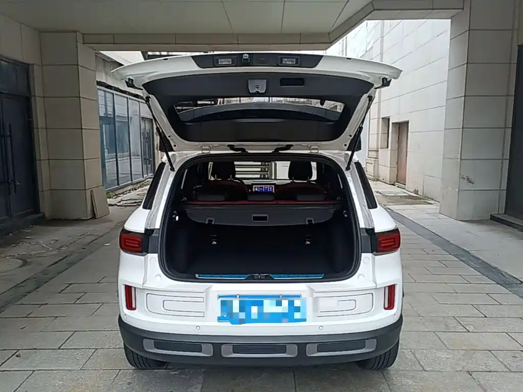 Geely Icon — миниатюра 19