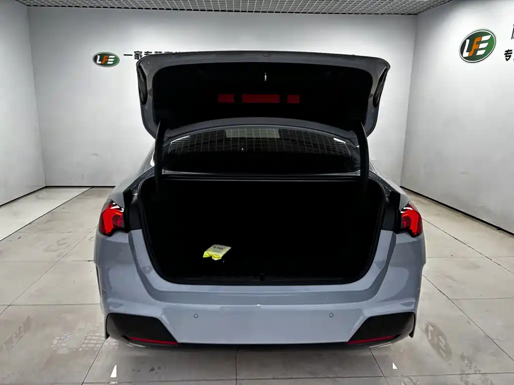 BMW 2 Series — миниатюра 27