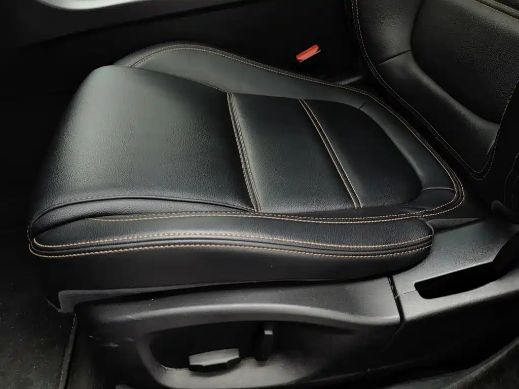 Jaguar XEL — миниатюра 20