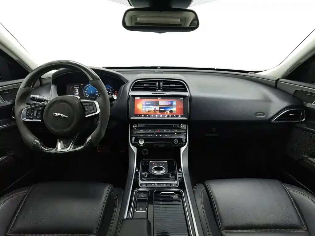 Jaguar XEL — миниатюра 5