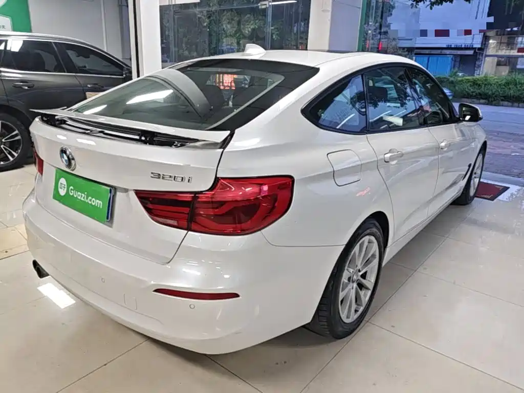 BMW 3 Series GT — миниатюра 7