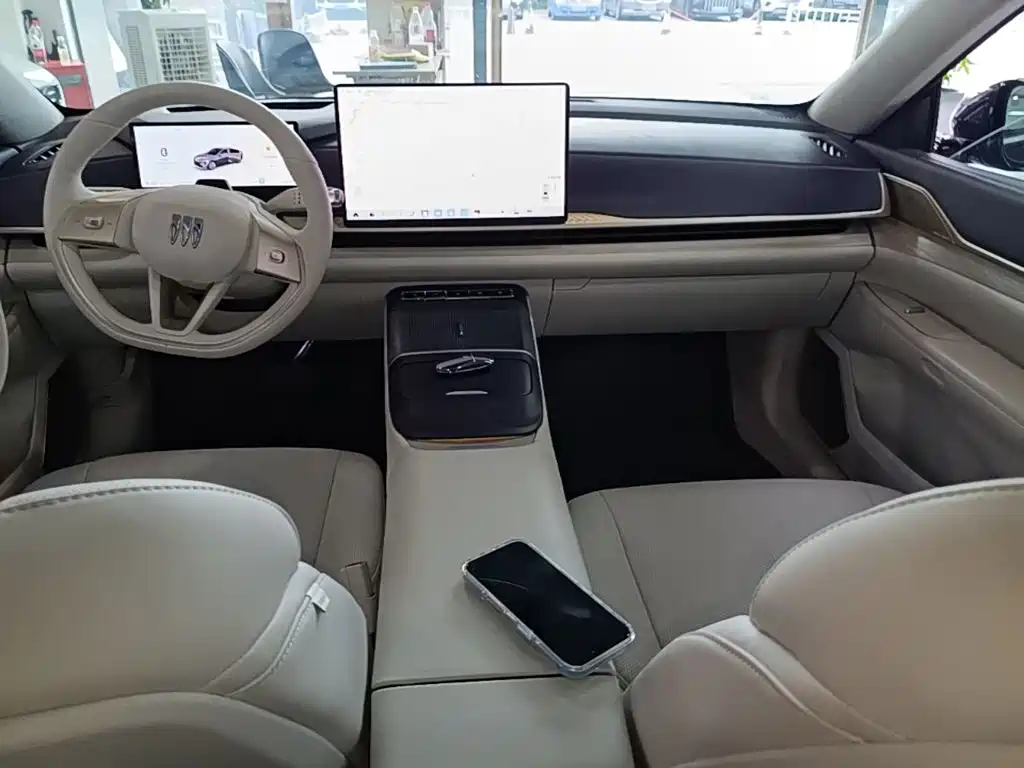 Buick Electra L7 — миниатюра 10