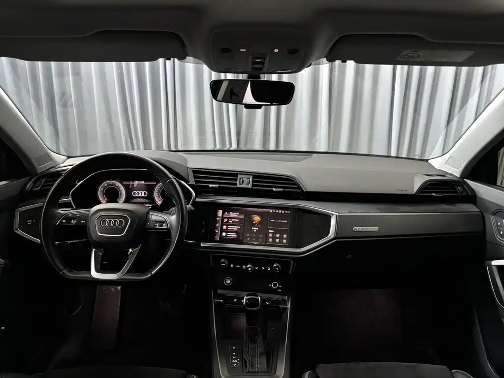 Audi Q3 — миниатюра 13