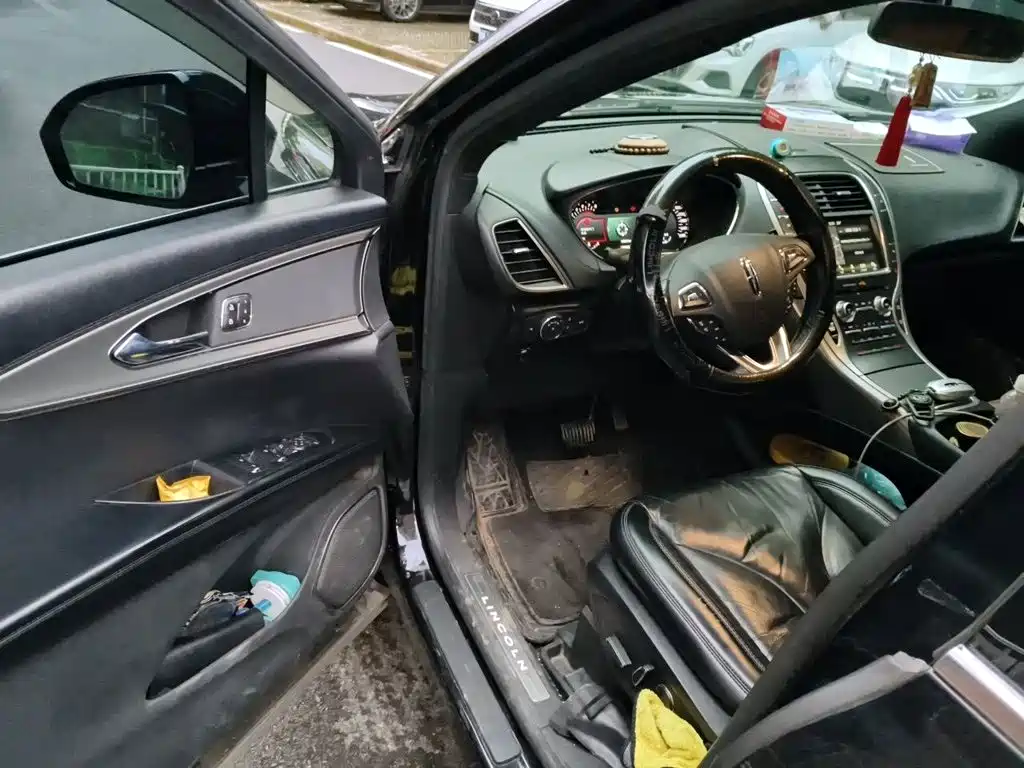 Lincoln MKX — миниатюра 14