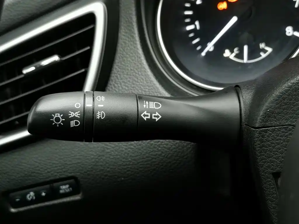 Nissan Qashqai — миниатюра 21