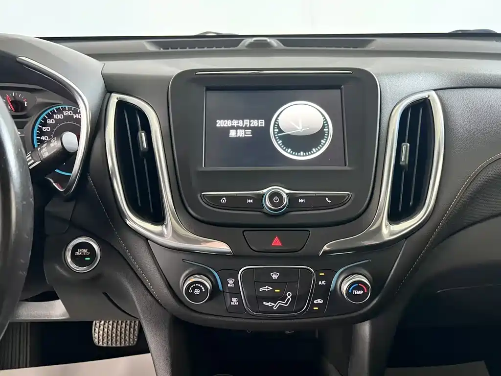 Chevrolet Equinox — миниатюра 21