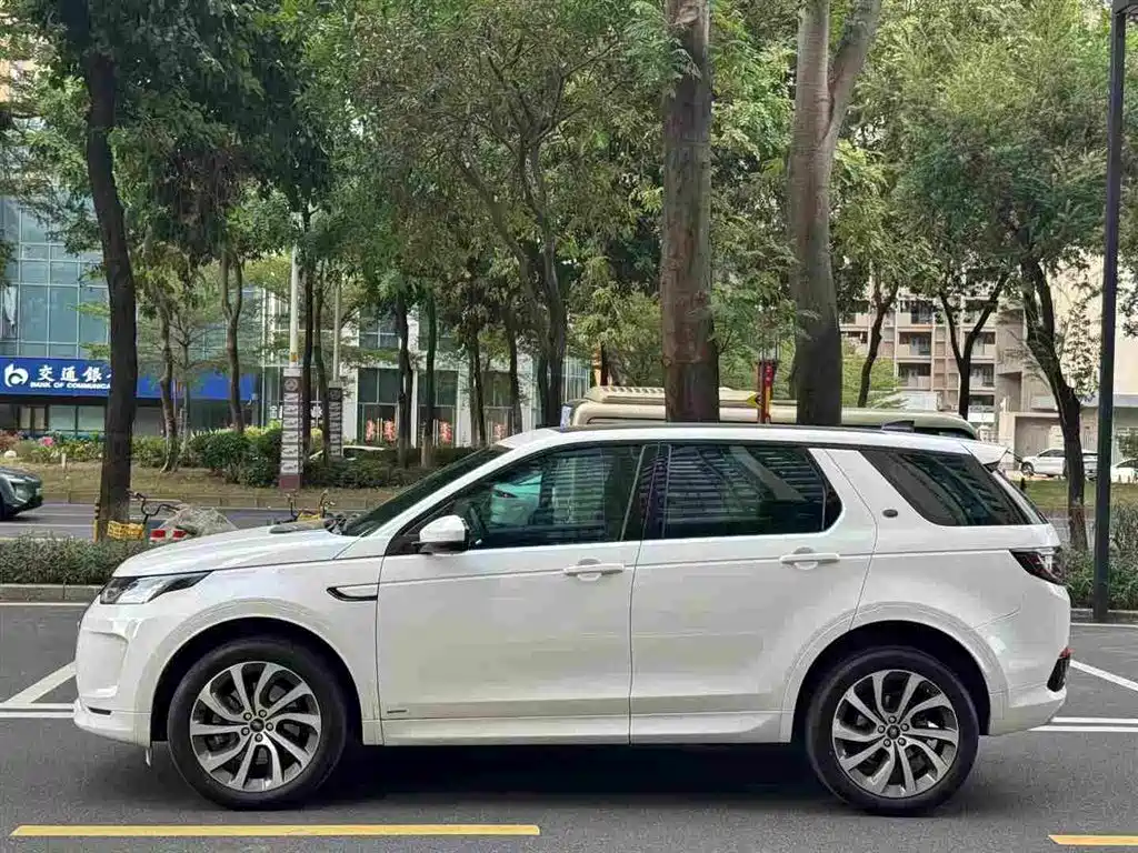 Land Rover Discovery Sport — миниатюра 2
