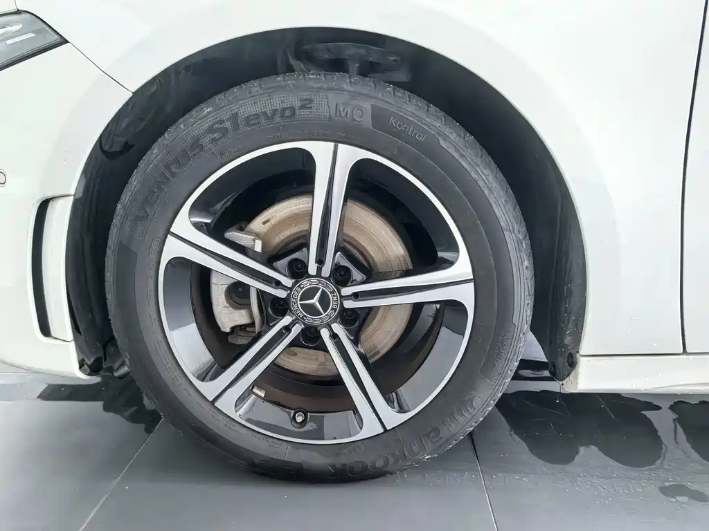 Mercedes-Benz A-Class — миниатюра 10