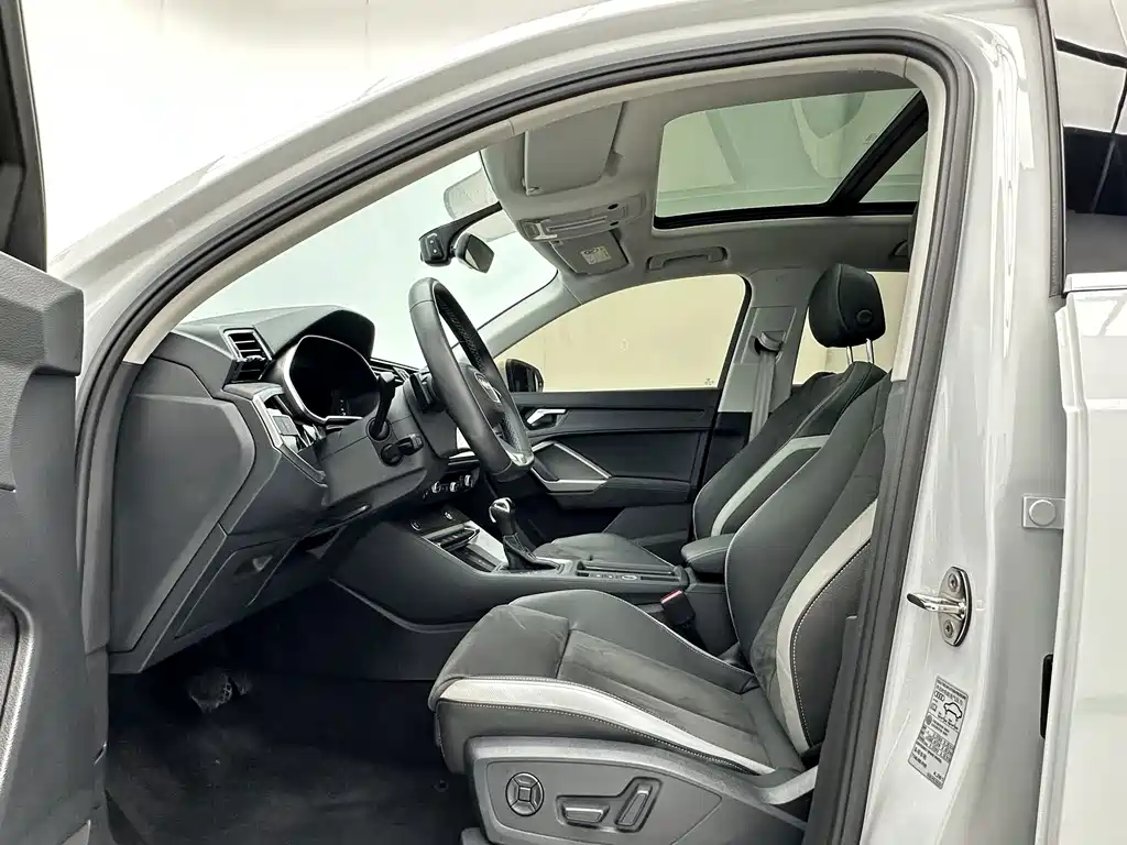 Audi Q3 — миниатюра 4