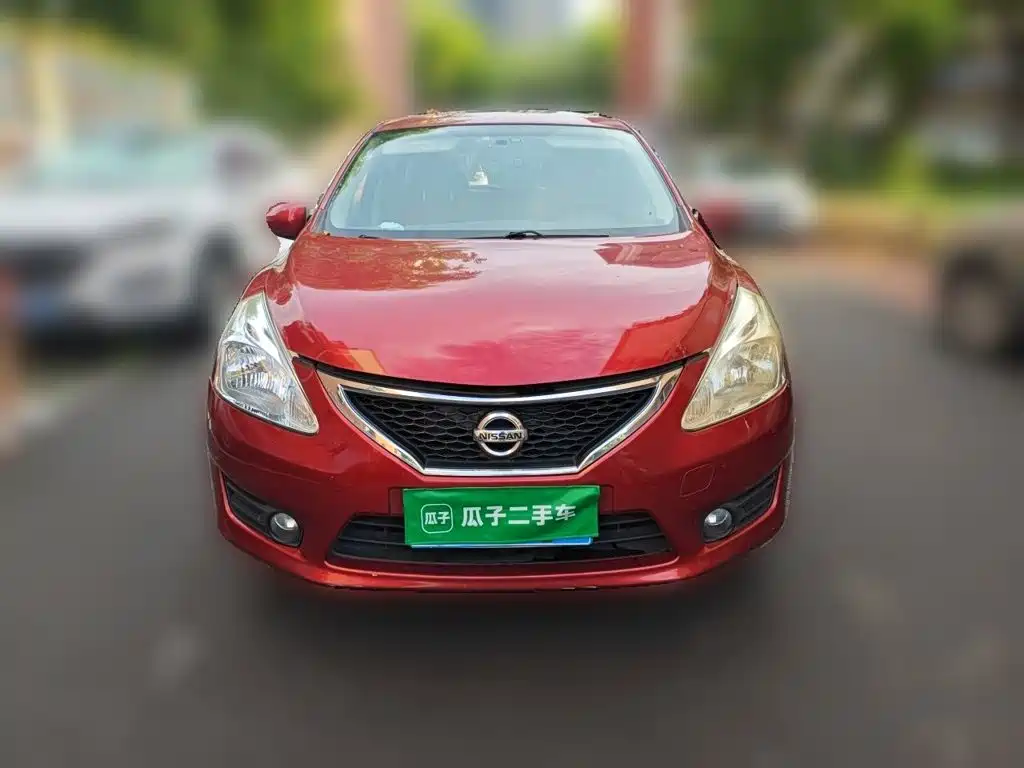 Nissan Tiida — миниатюра 2