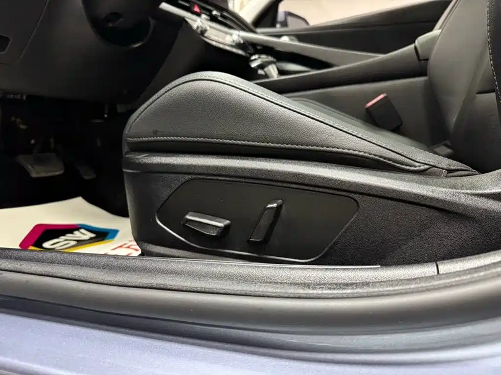 Hyundai Elantra — миниатюра 16